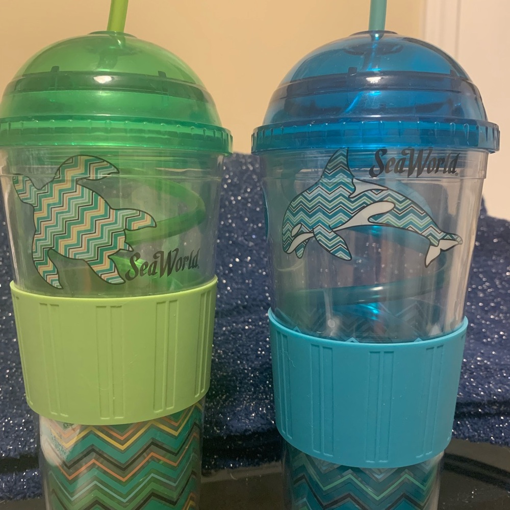 Sea world/ Bush Garden drink cups